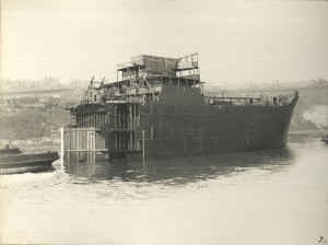 Launch of the forepart of the ‘Vardefjell’ by Sir James Laing & Sons Ltd, 27 March 1944 (TWAM ref. DS.LG/4/PH/3/2) 