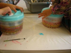 Salad spinner artworks being made